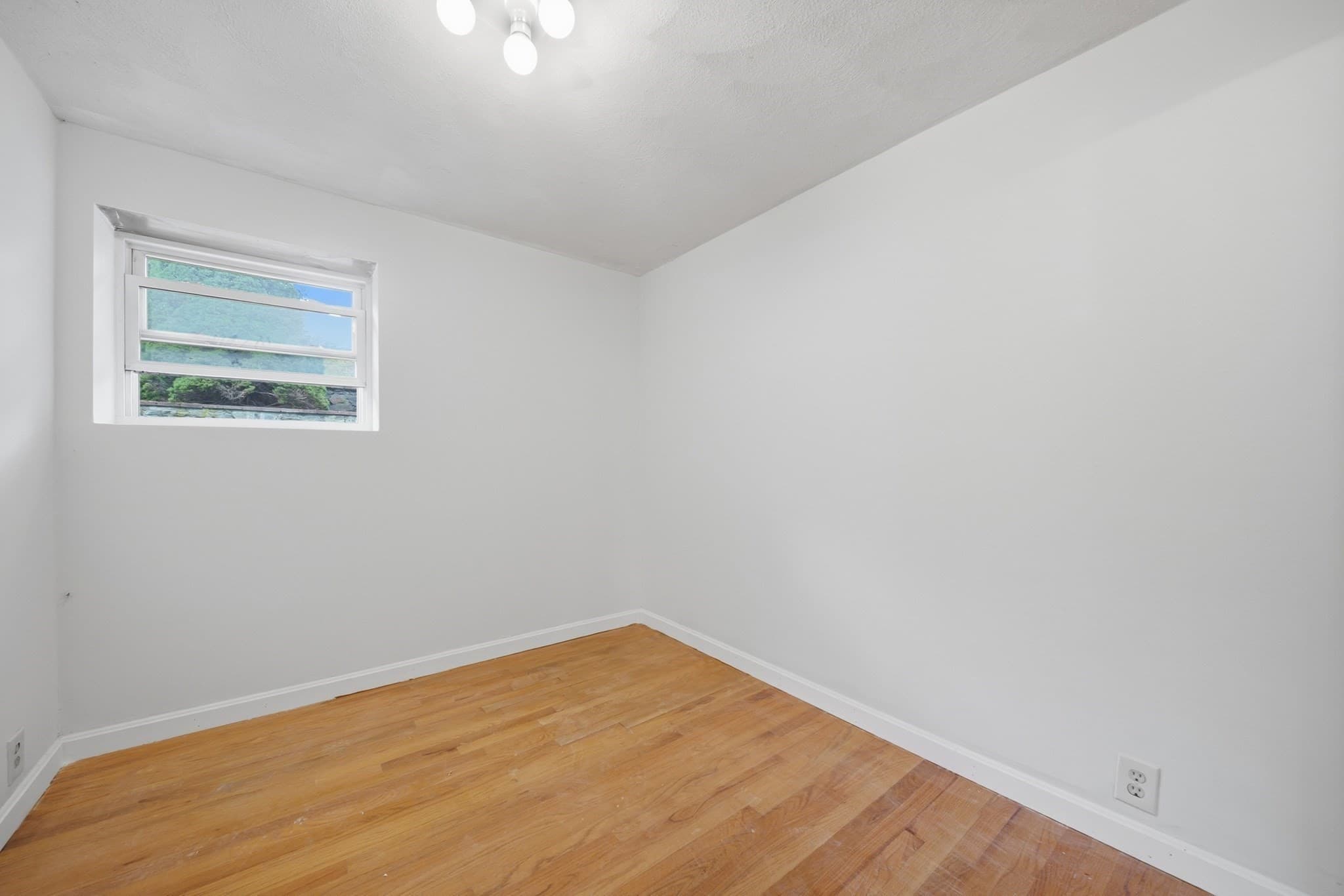 Single Family Residence at 4 Richardson Road, Hudson MA 01749, photo 16 of 36
