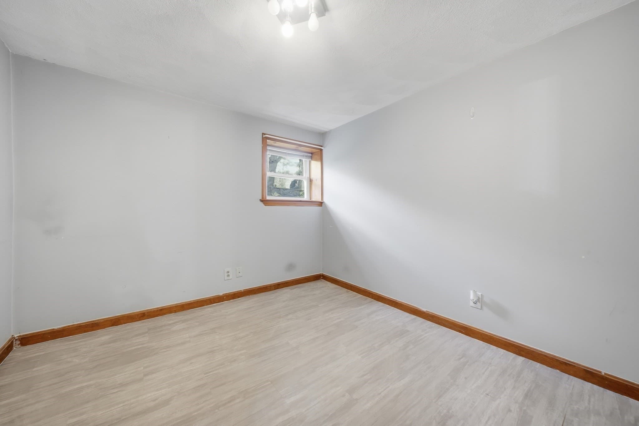 Single Family Residence at 4 Richardson Road, Hudson MA 01749, photo 22 of 36