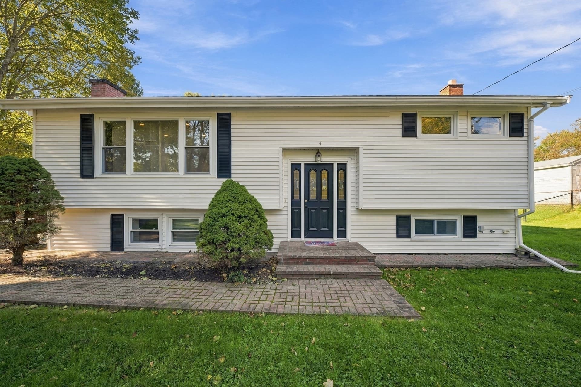 4 Richardson Road, Hudson MA 01749