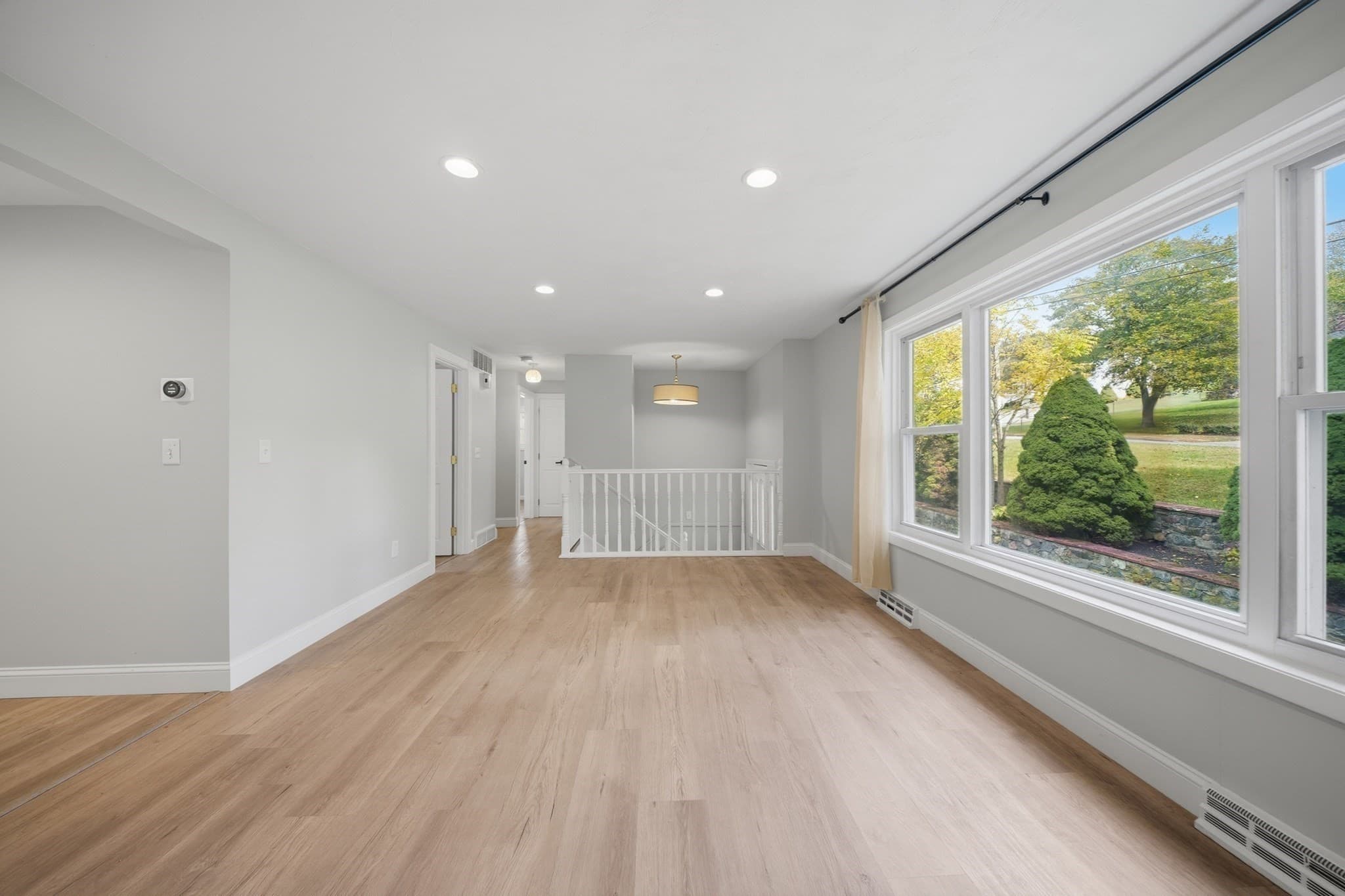 Single Family Residence at 4 Richardson Road, Hudson MA 01749, photo 10 of 36
