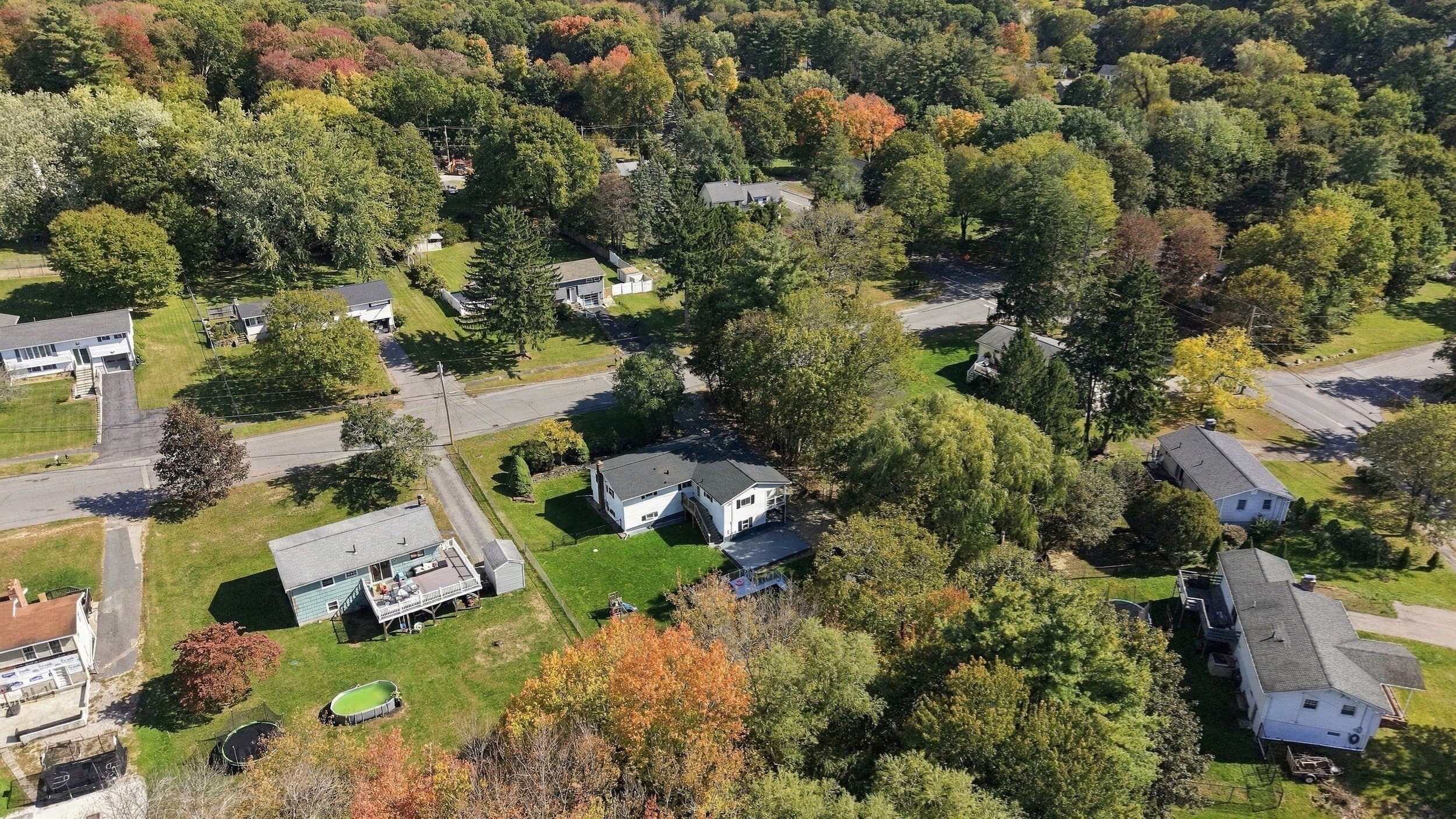 Single Family Residence at 4 Richardson Road, Hudson MA 01749, photo 31 of 36