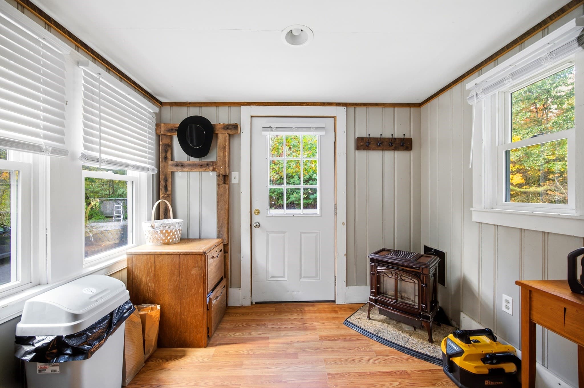 Single Family Residence at 384 N Brookfield Rd, Oakham MA 01068, Oakham, photo 5 of 23