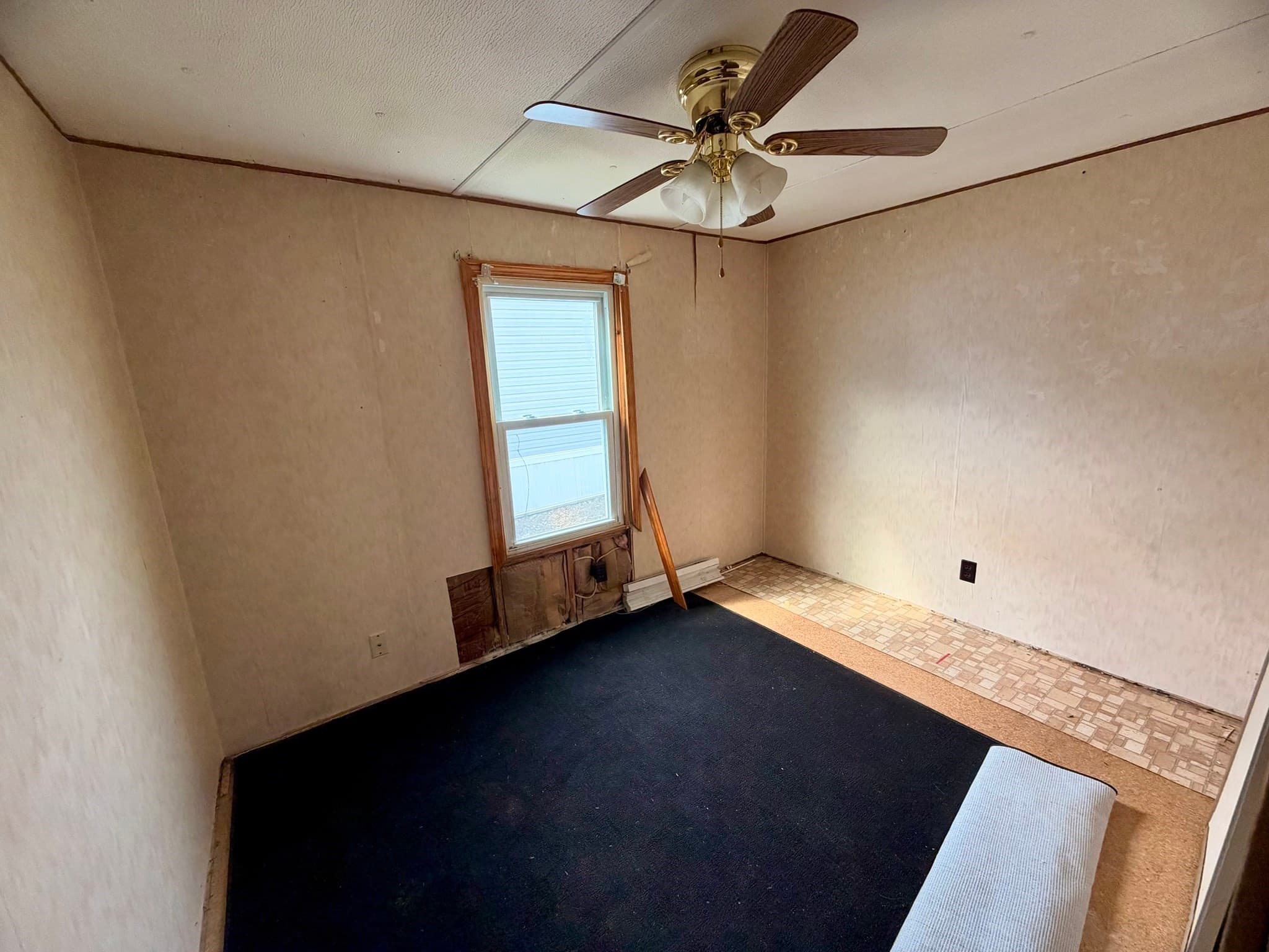 Mobile Home at 868 Southampton Rd # 25, Westfield MA 01085, Westfield, photo 14 of 19