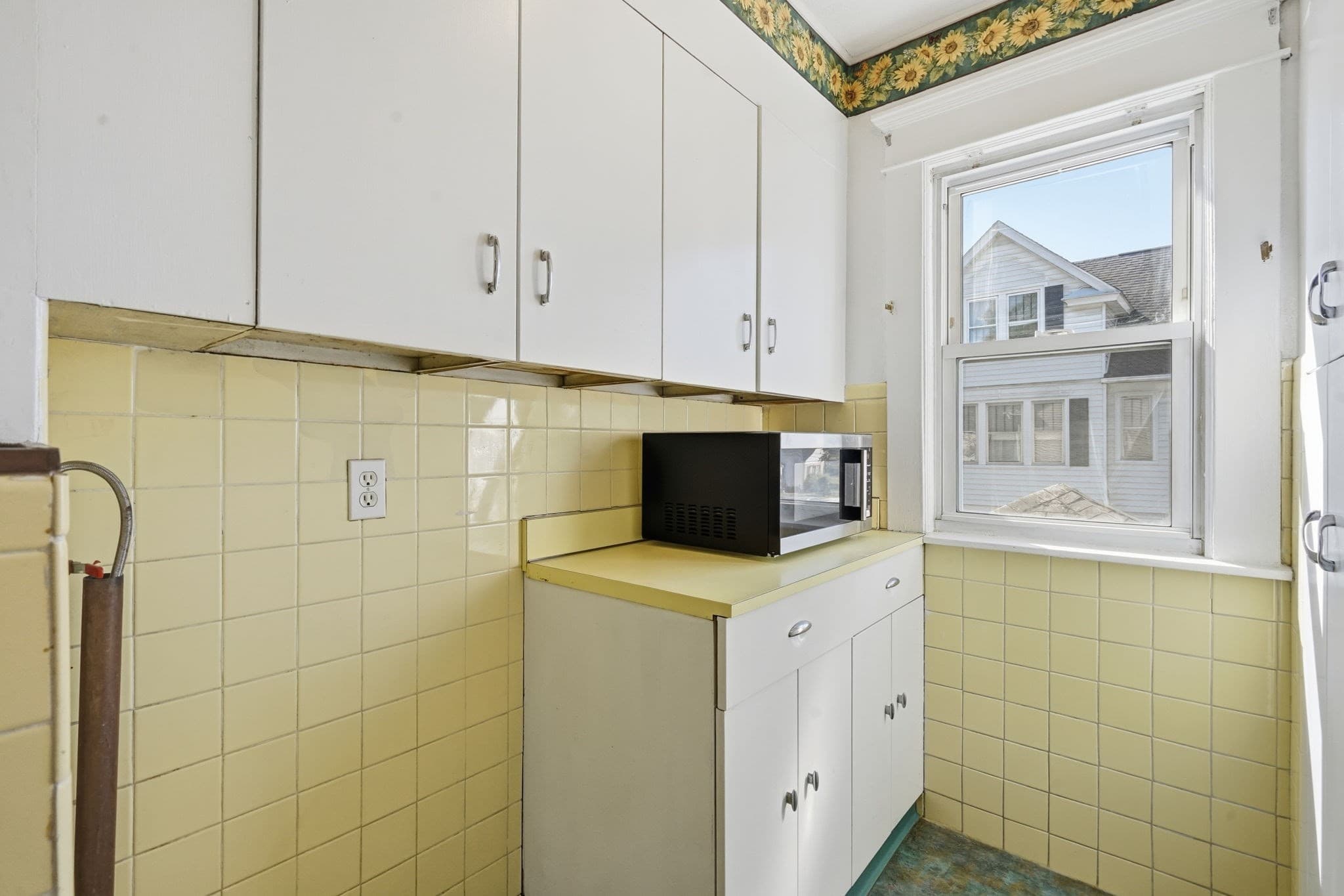 Multi Family at 124-126 Woodlawn St, Springfield MA 01108, Springfield, photo 27 of 41