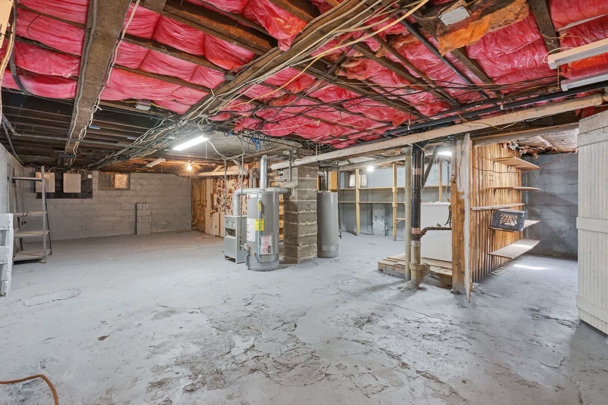 Multi Family at 124-126 Woodlawn St, Springfield MA 01108, Springfield, photo 37 of 41