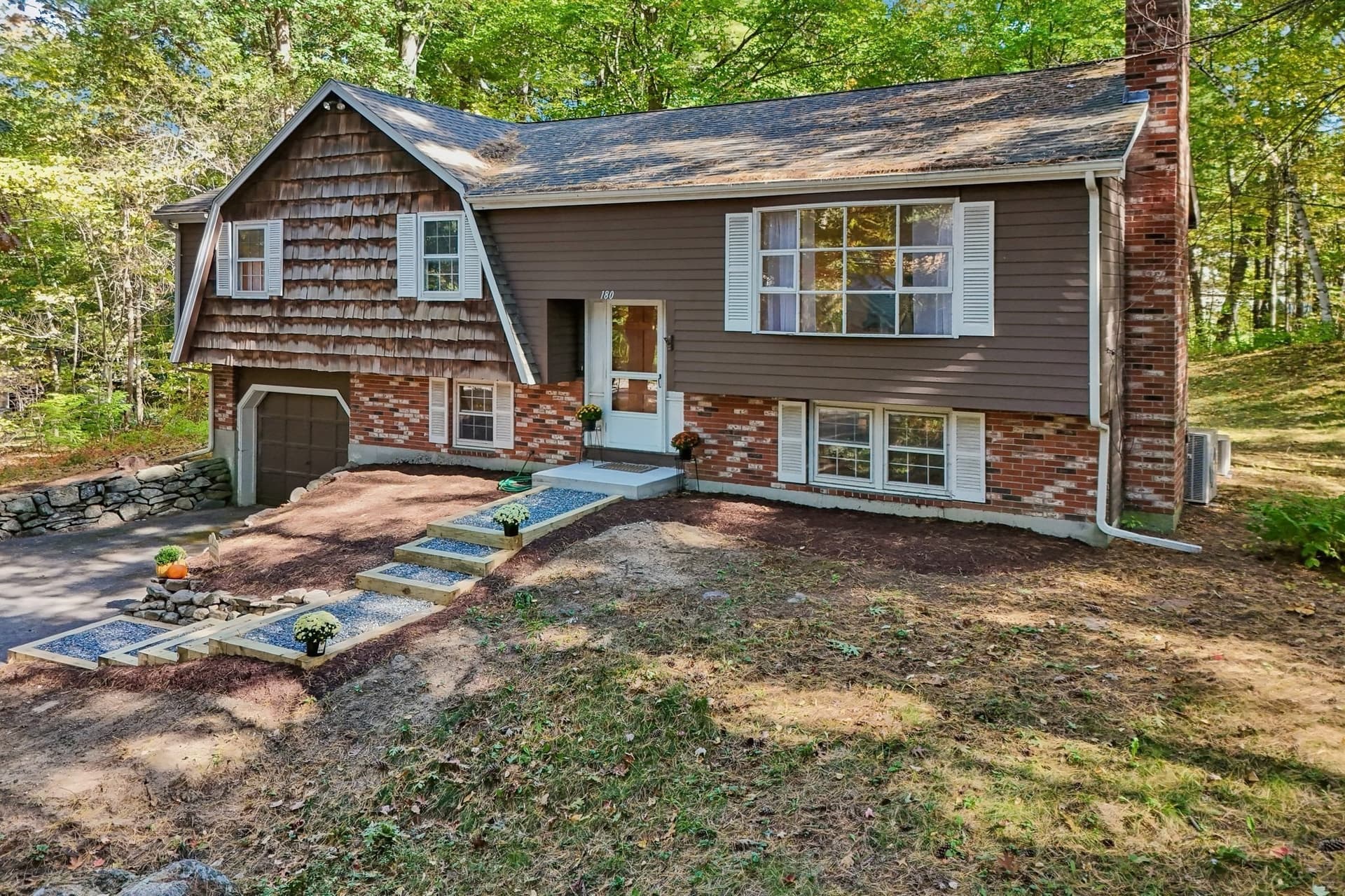 180 Hudson Rd, Stow MA 01775