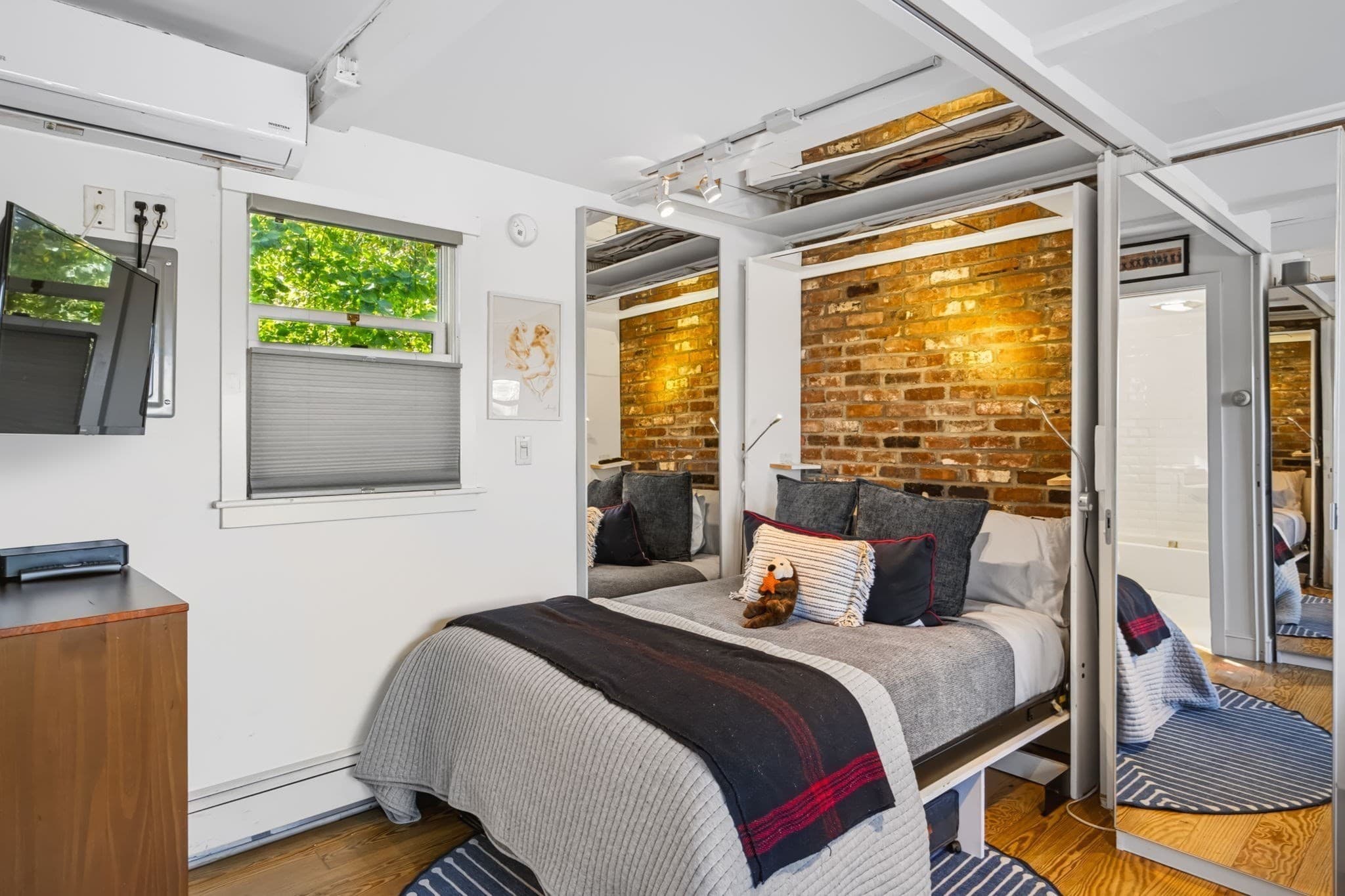 Condominium at 177 Bradford Street # D, Provincetown MA 02657, Provincetown, photo 14 of 34