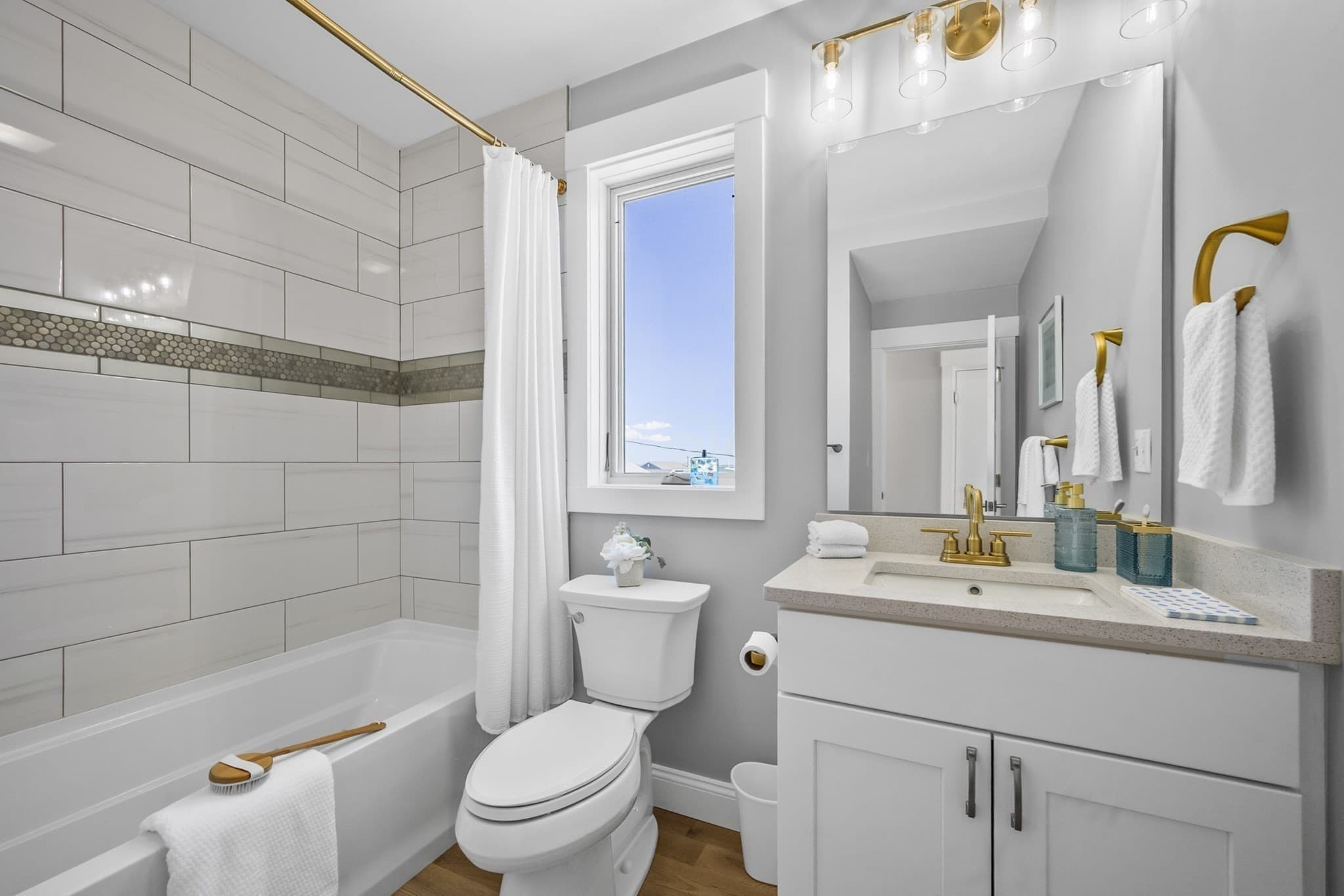 Single Family Residence at 1 Starboard Way, Mattapoisett MA 02739, Mattapoisett, photo 17 of 27