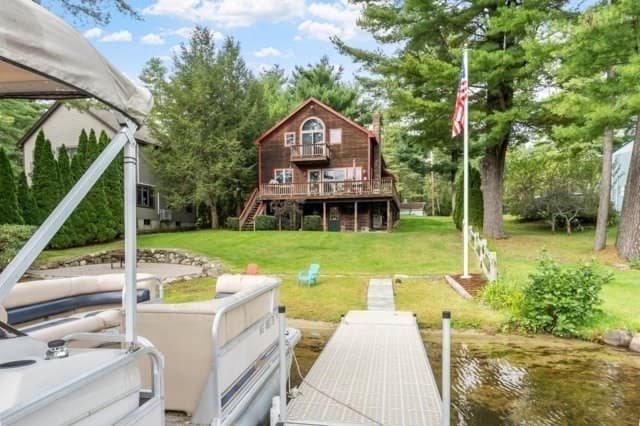 Single Family Residence at 14 Massapoag Way, Dunstable MA 01827, Dunstable, photo 17 of 40