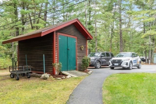 Single Family Residence at 14 Massapoag Way, Dunstable MA 01827, Dunstable, photo 10 of 40