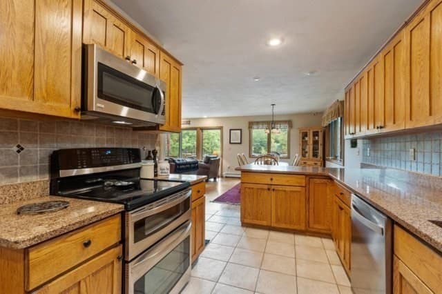 Single Family Residence at 14 Massapoag Way, Dunstable MA 01827, Dunstable, photo 29 of 40
