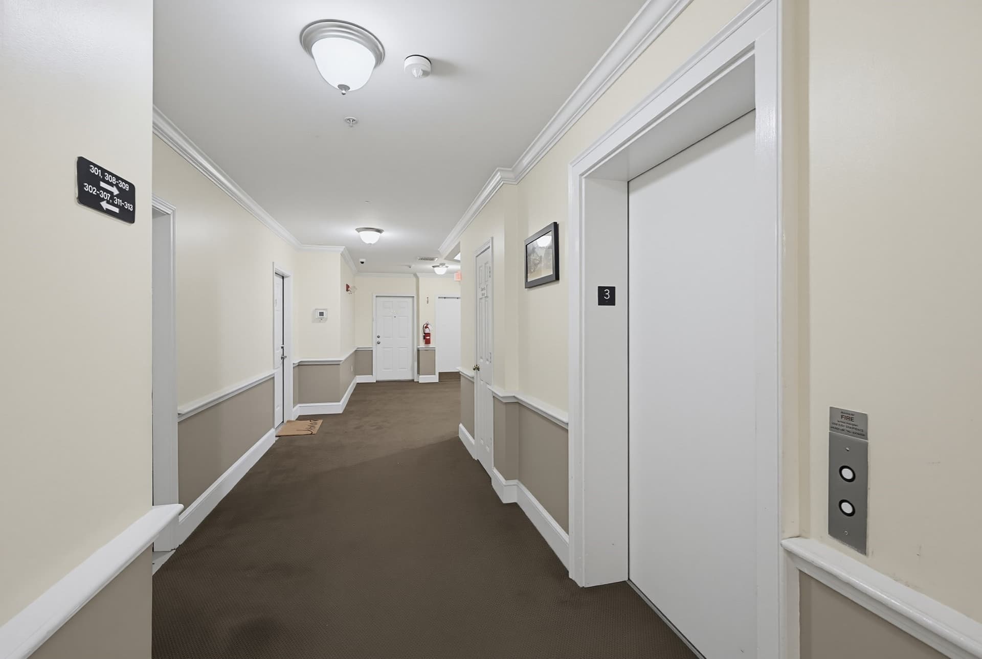 Condominium at 426 Mount Hope # 305, North Attleboro MA 02760, photo 5 of 25
