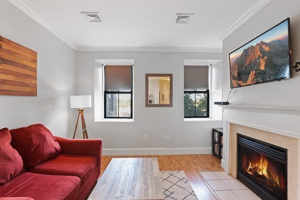 Condominium at 426 Mount Hope # 305, North Attleboro MA 02760, photo 14 of 25
