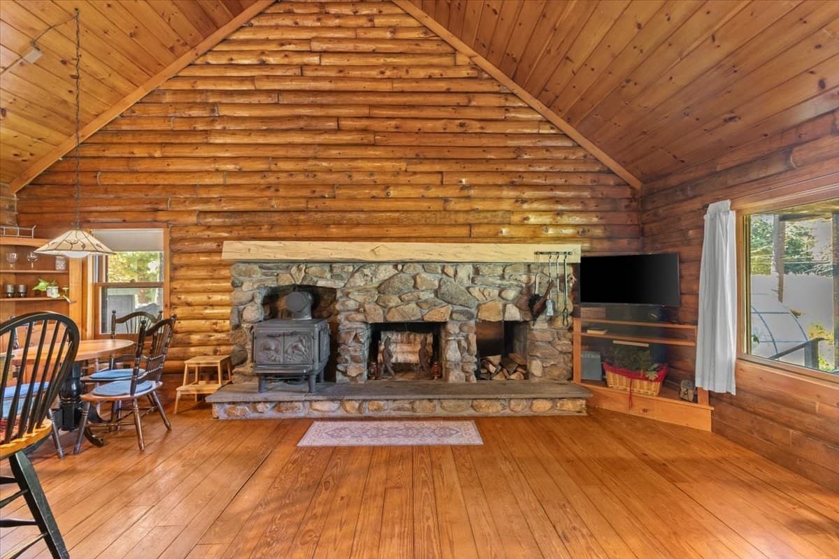 Equestrian at 127 Mendon St, Bellingham MA 02019, Bellingham, photo 9 of 40