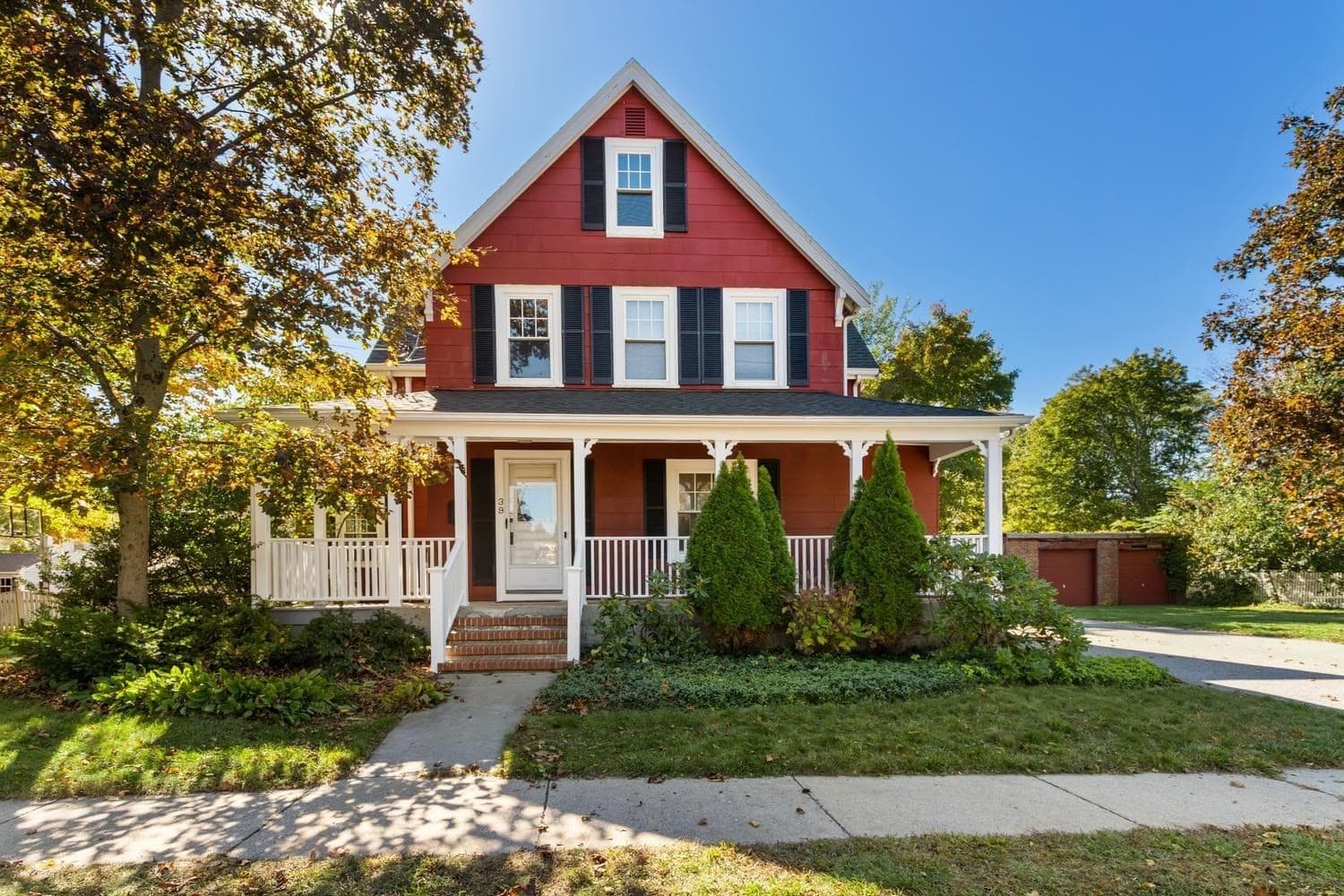 39 Forest St, Winchester MA 01890
