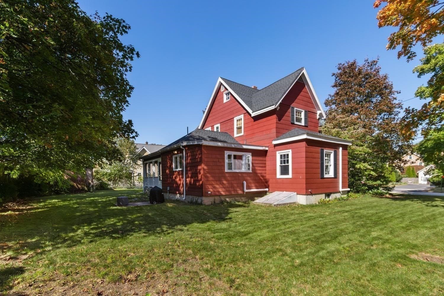 Single Family Residence at 39 Forest St, Winchester MA 01890, Winchester, photo 34 of 38