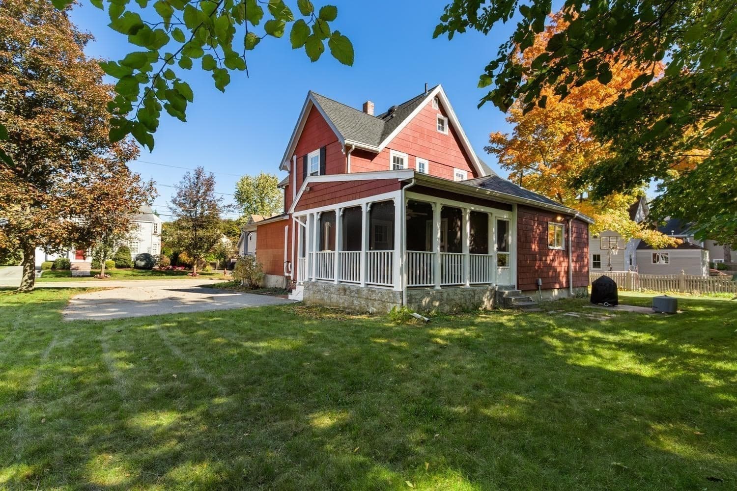 Single Family Residence at 39 Forest St, Winchester MA 01890, Winchester, photo 4 of 38