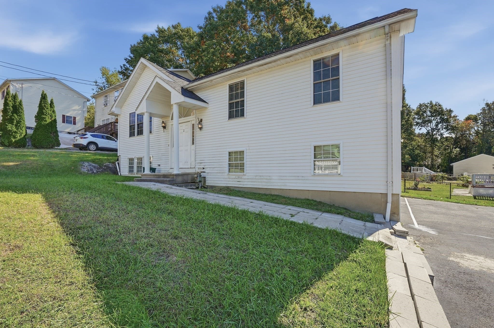 Single Family Residence at 2 Bolton Street, Worcester MA 01604, Worcester, photo 2 of 32