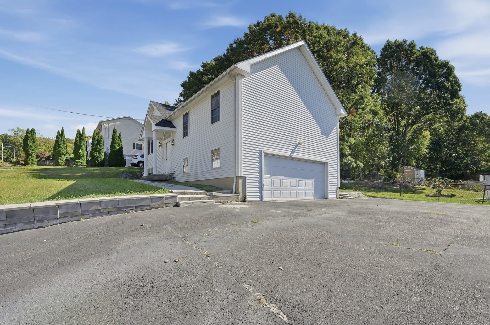 Single Family Residence at 2 Bolton Street, Worcester MA 01604, Worcester, photo 30 of 32