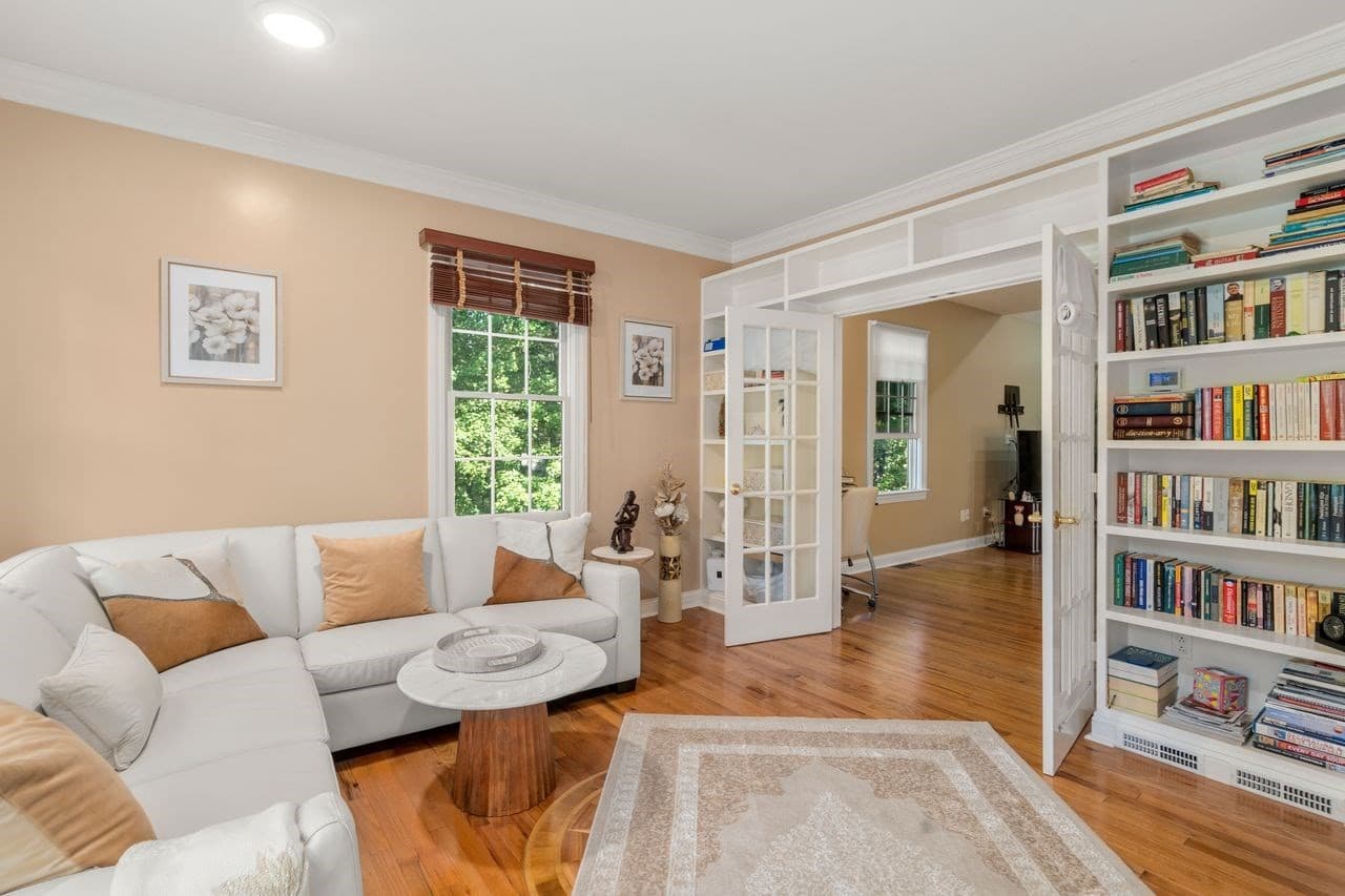 Single Family Residence at 20 Fern Brook Cir, Canton MA 02021, Canton, photo 4 of 41