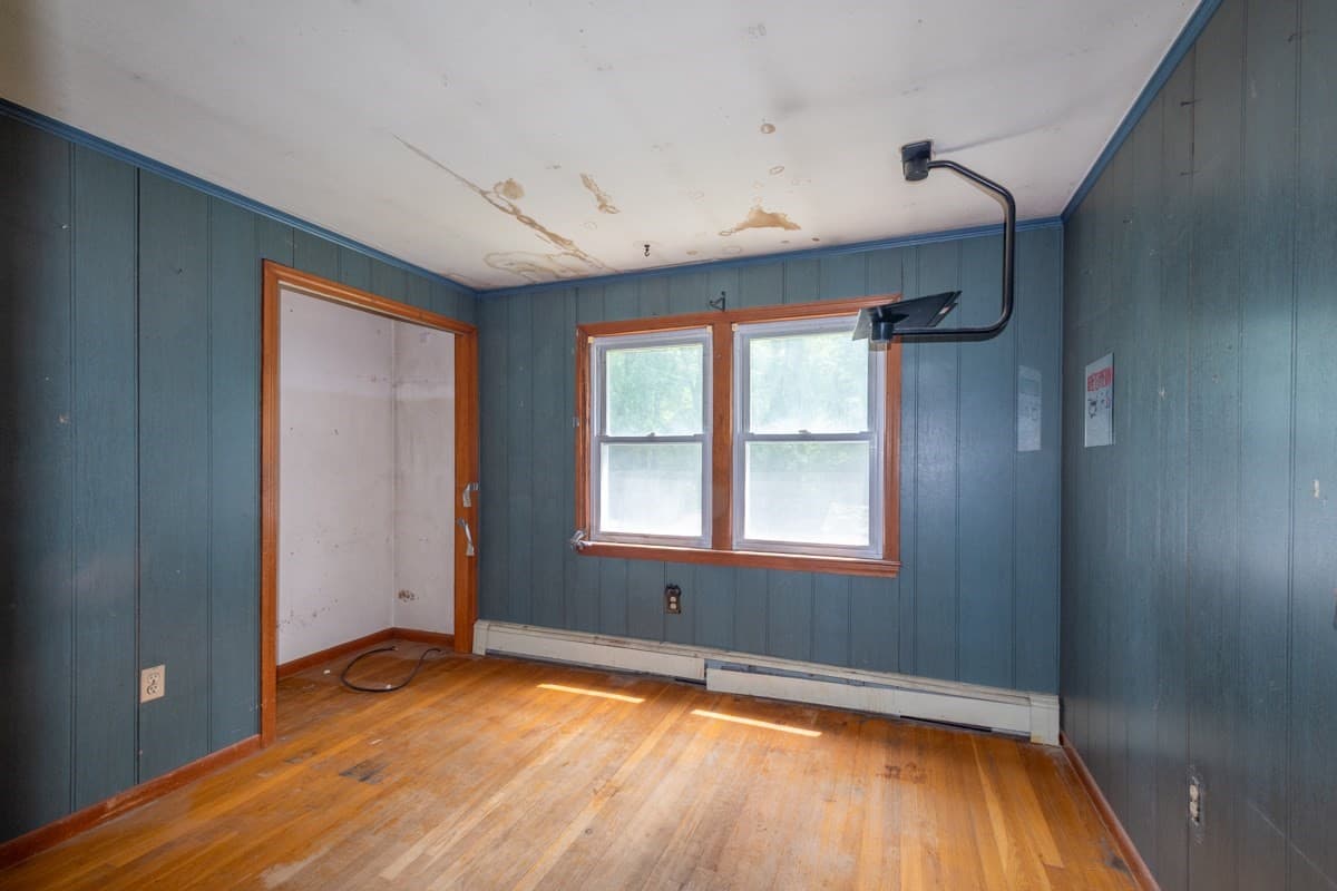 Residential at 81 Border Rd, Holbrook MA 02343, Holbrook, photo 12 of 16