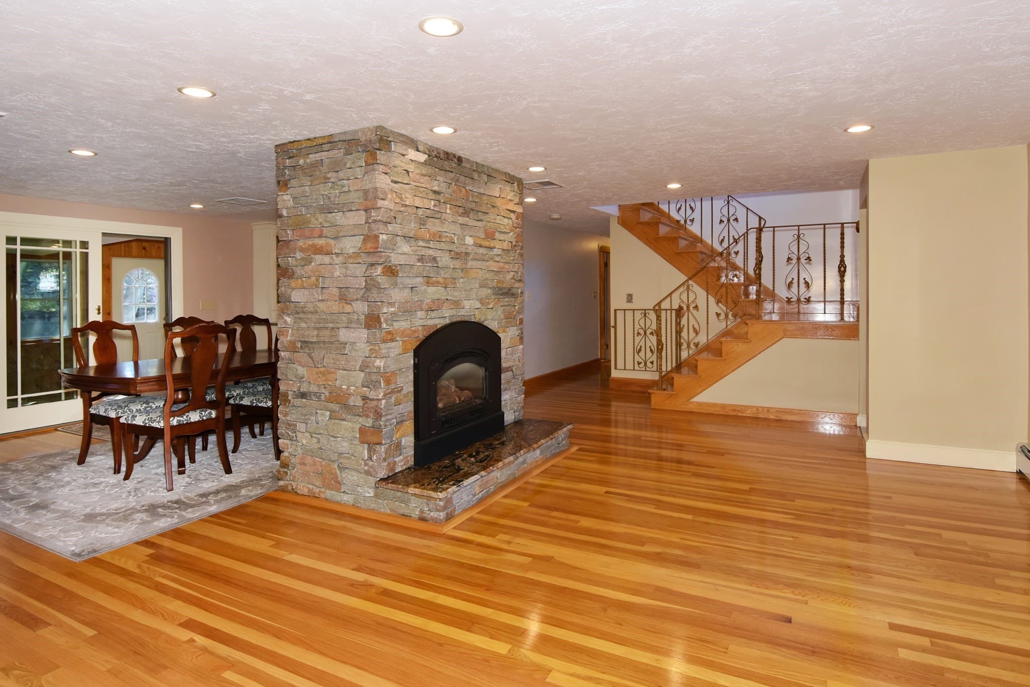 Single Family Residence at 14 Broad St., Danvers MA 01923, Danvers, photo 13 of 39