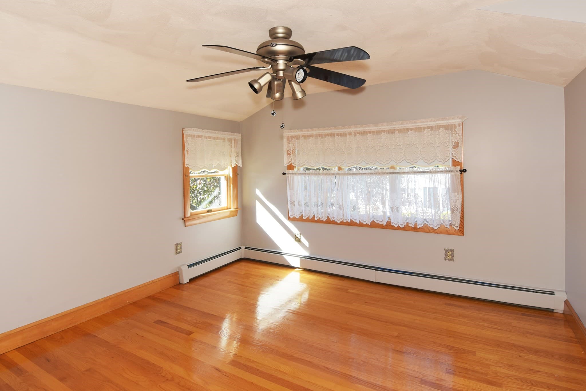 Single Family Residence at 14 Broad St., Danvers MA 01923, Danvers, photo 30 of 39