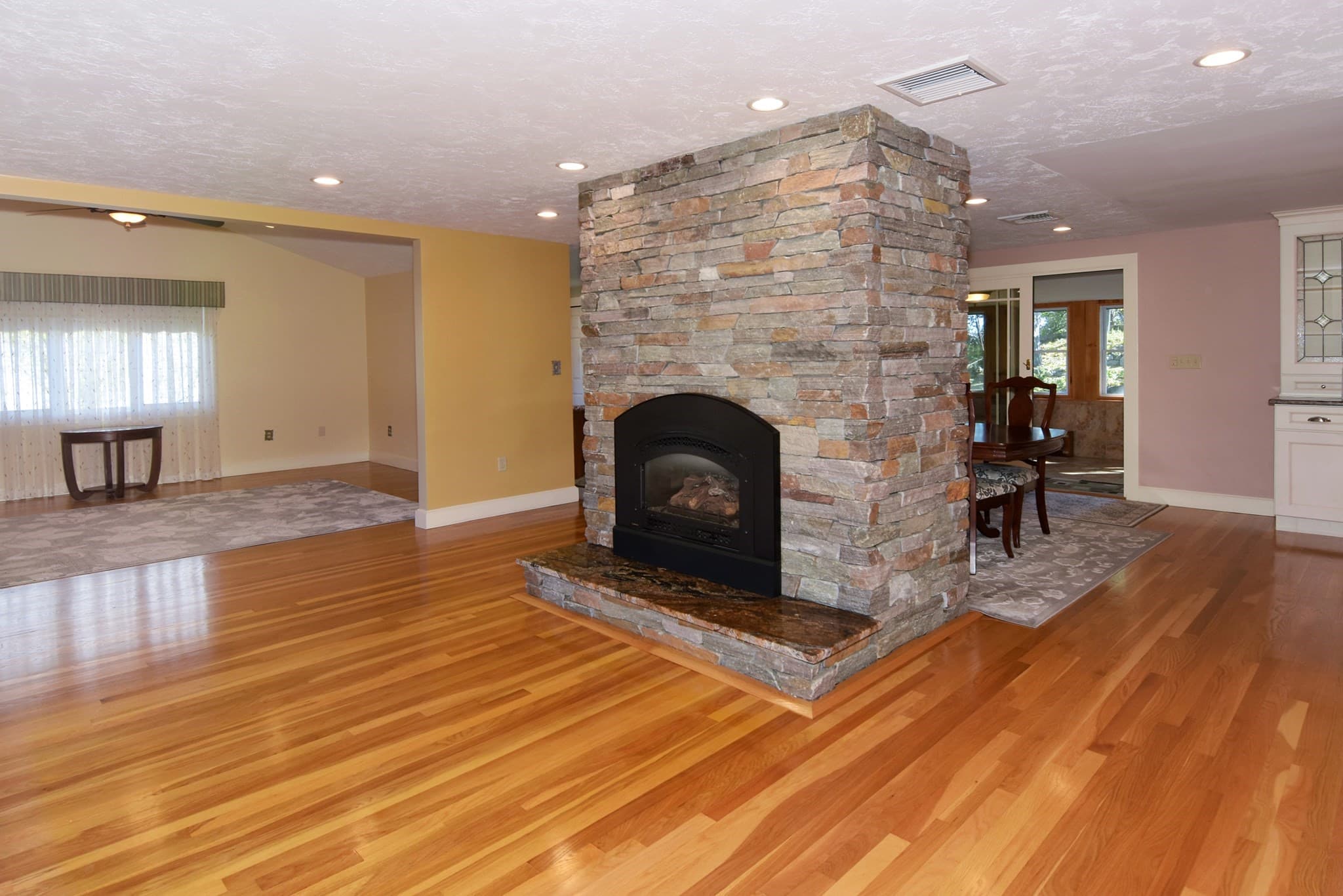 Single Family Residence at 14 Broad St., Danvers MA 01923, Danvers, photo 14 of 39