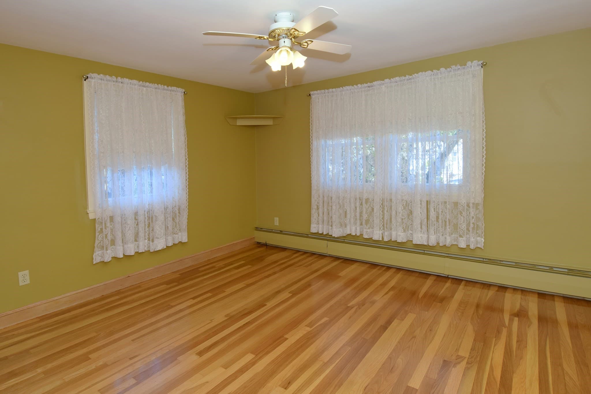 Single Family Residence at 14 Broad St., Danvers MA 01923, Danvers, photo 18 of 39