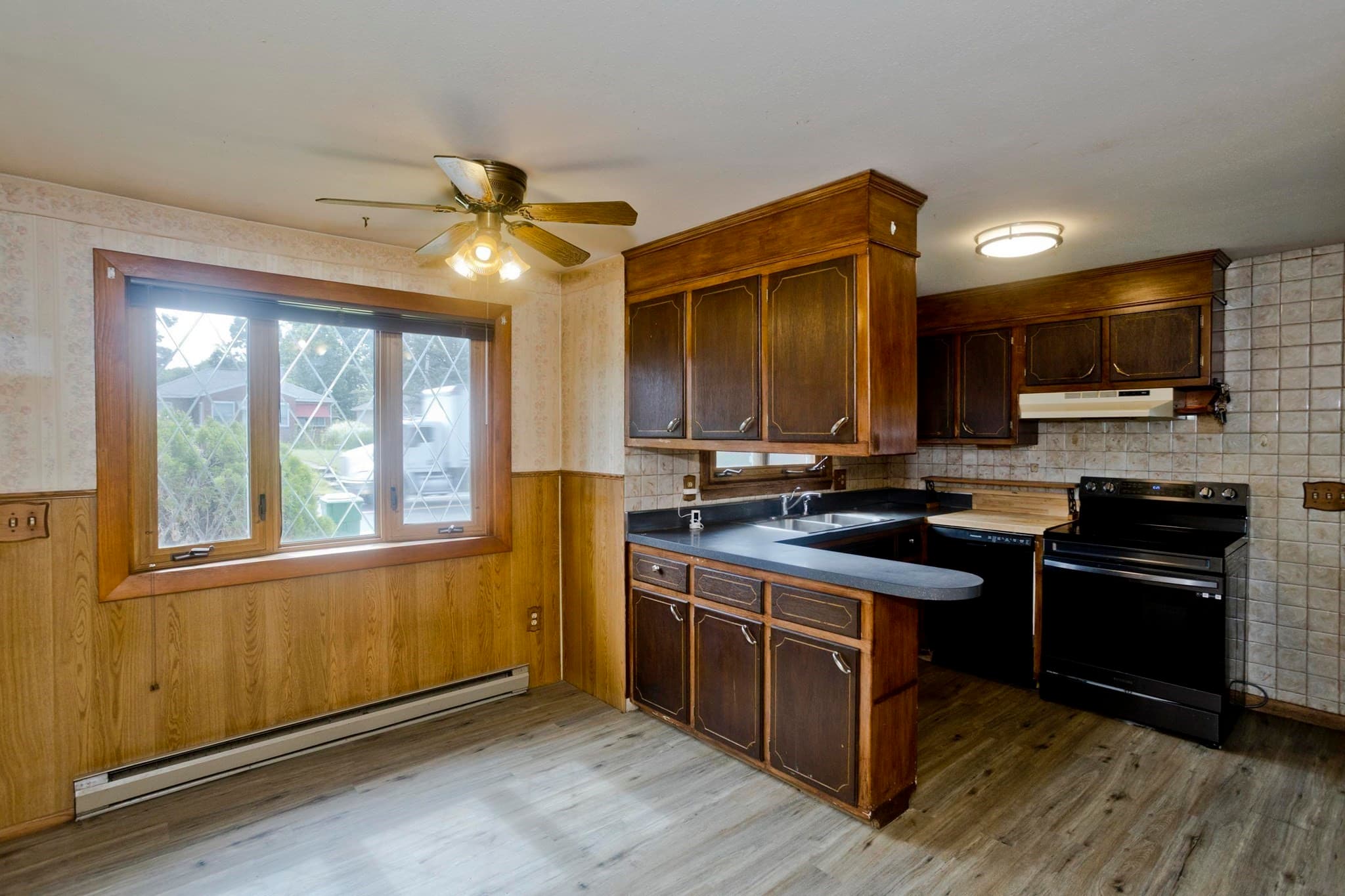 Single Family Residence at 956 Granby Rd, Chicopee MA 01020, Chicopee, photo 17 of 39