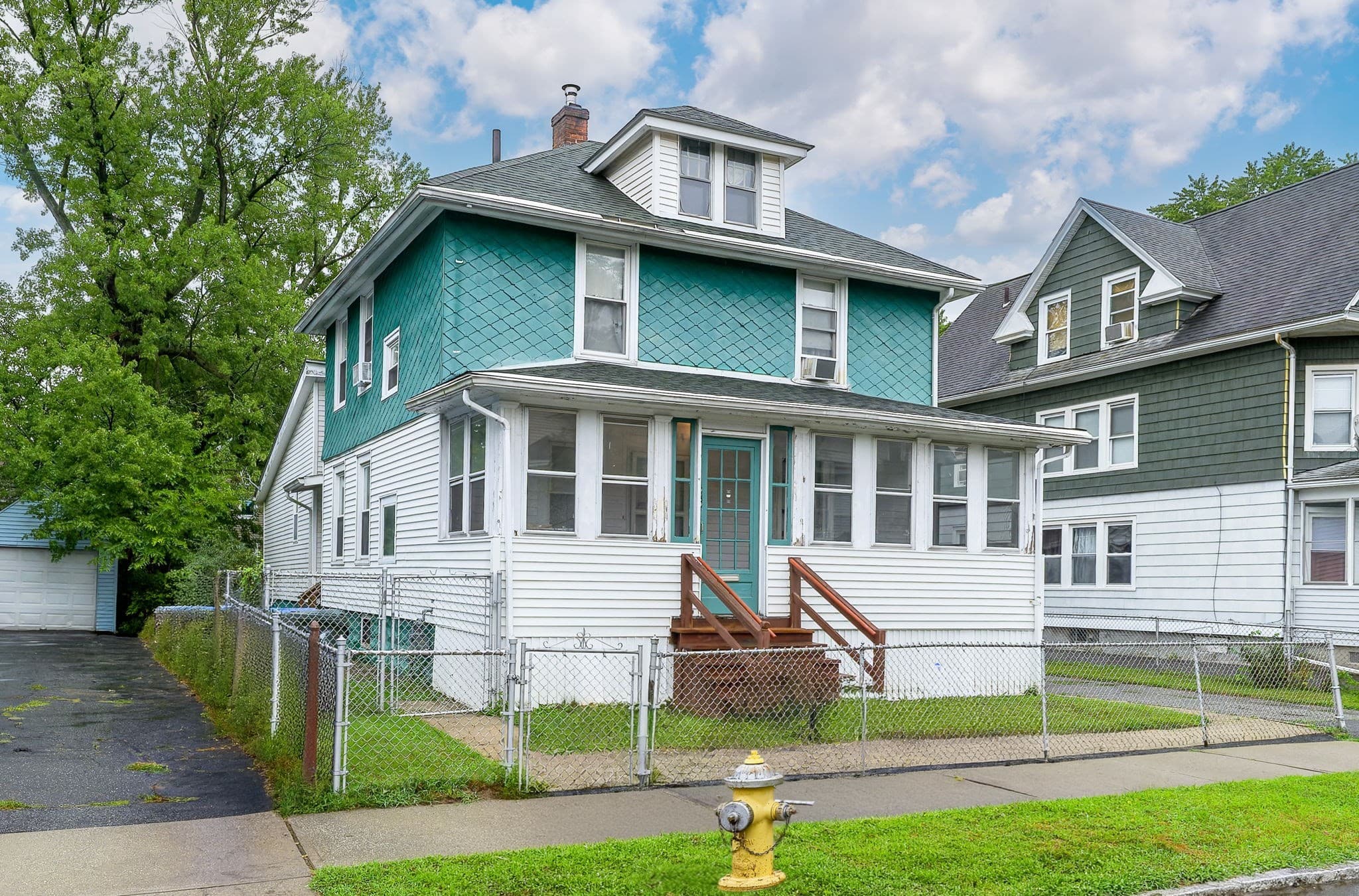 26 Denton Cir, Springfield MA 01104