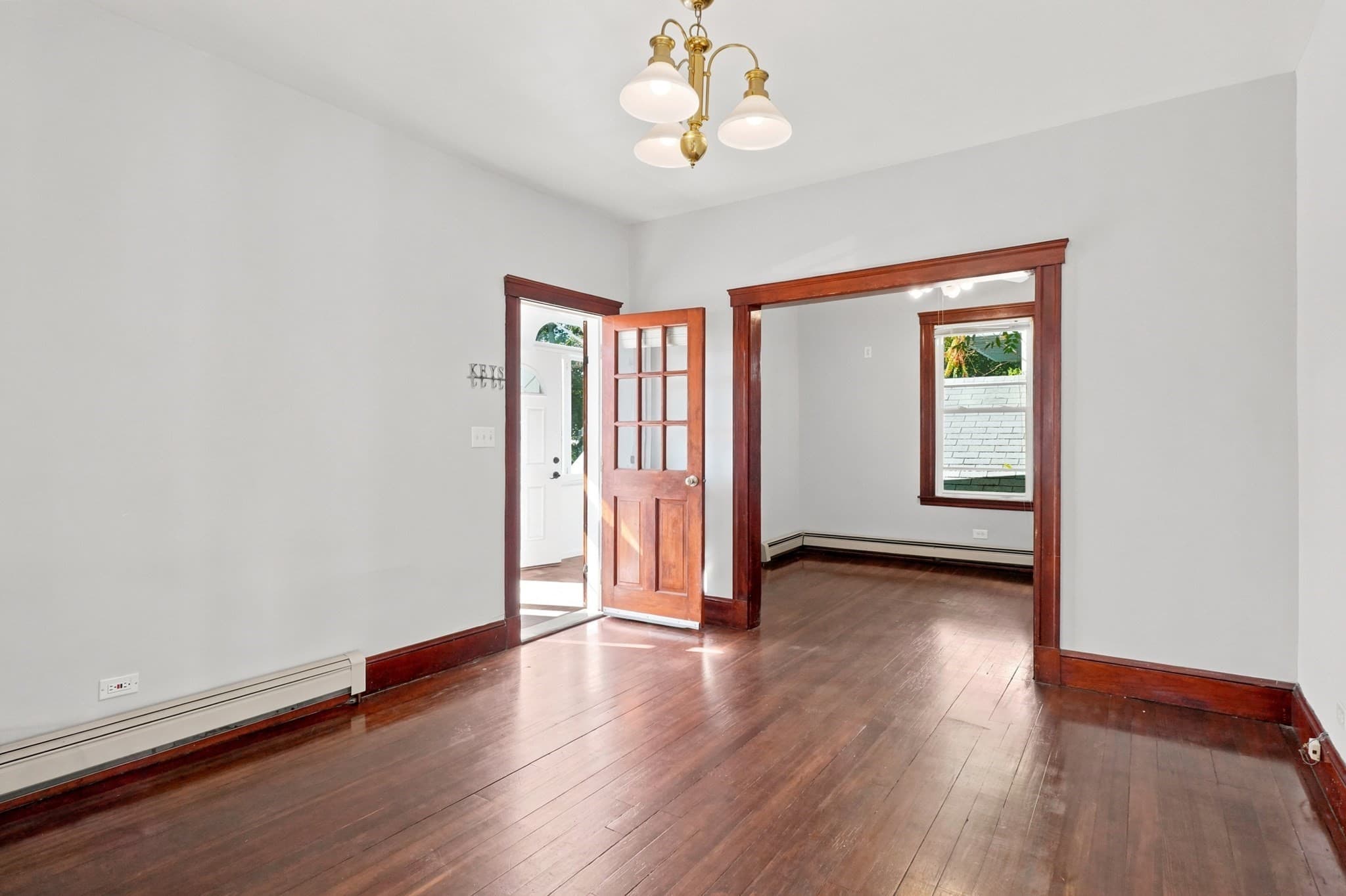 Single Family Residence at 9 Glenway Ave, Peabody MA 01960, Peabody, photo 7 of 24