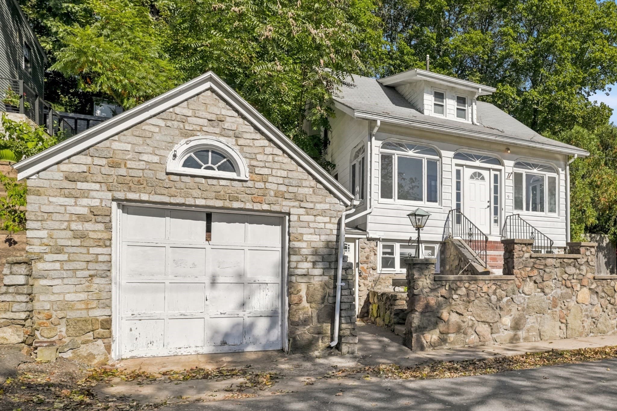 9 Glenway Ave, Peabody MA 01960