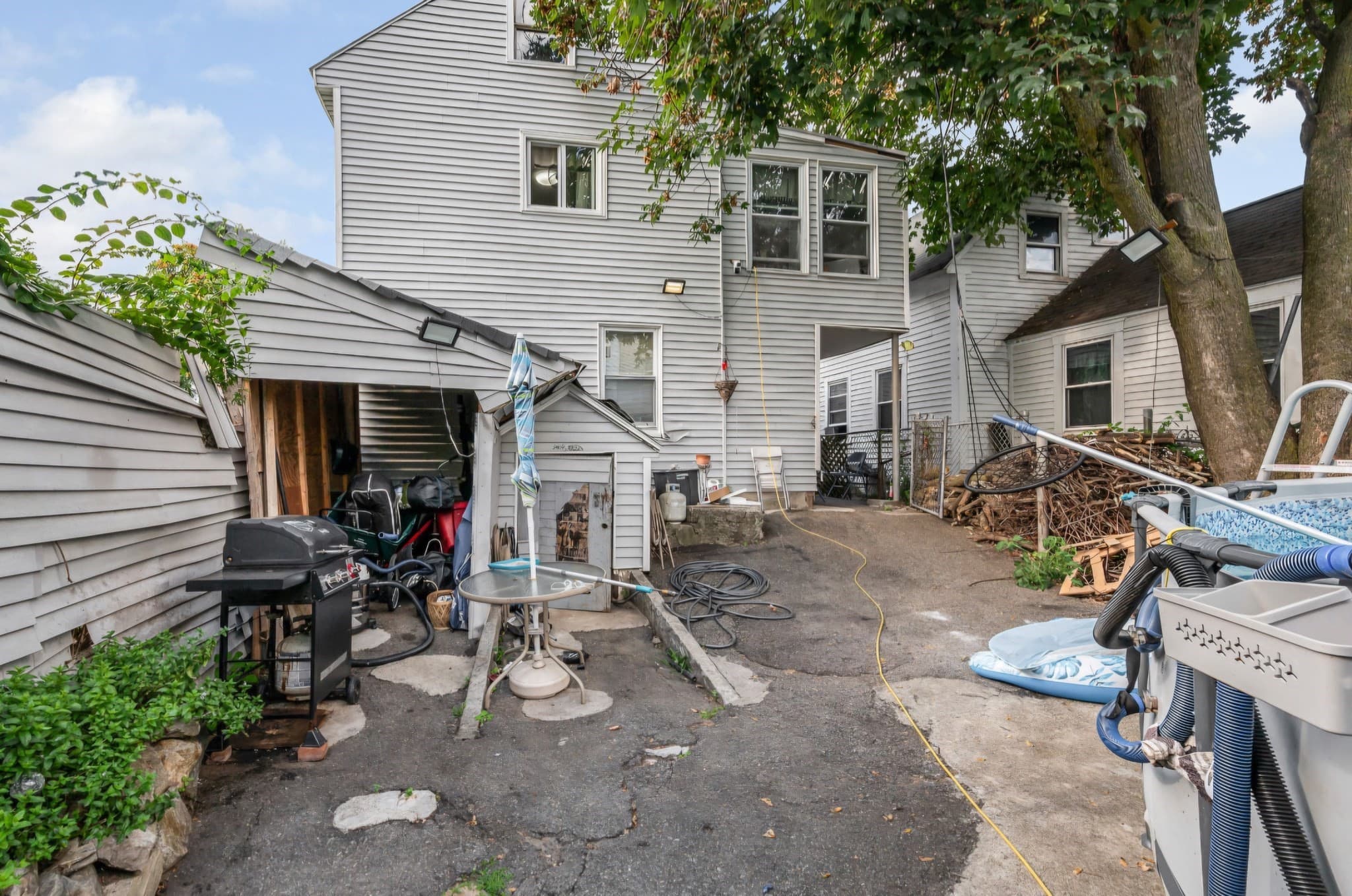 Multi Family at 17 Auburn St, Lowell MA 01852, Lowell, photo 25 of 27