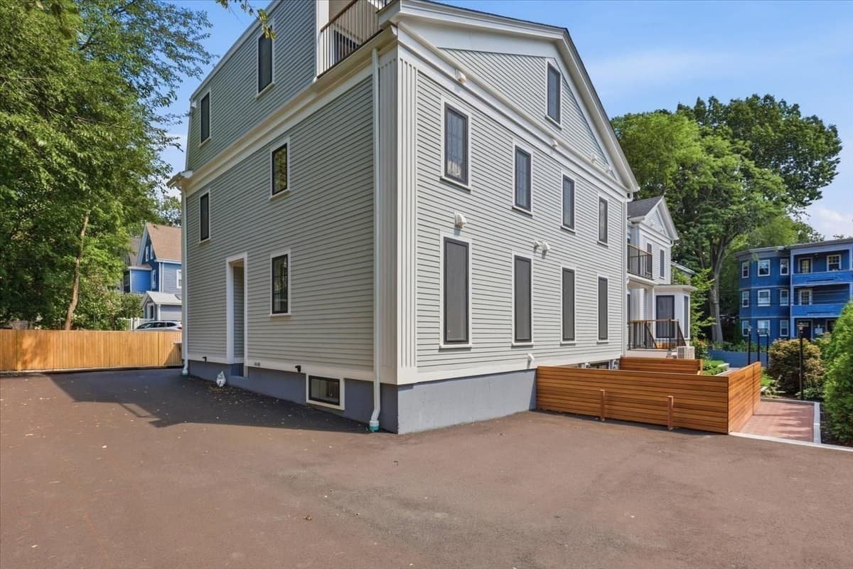Condominium at 305 Chestnut Ave # 1, Boston MA 02130, Boston, photo 20 of 33