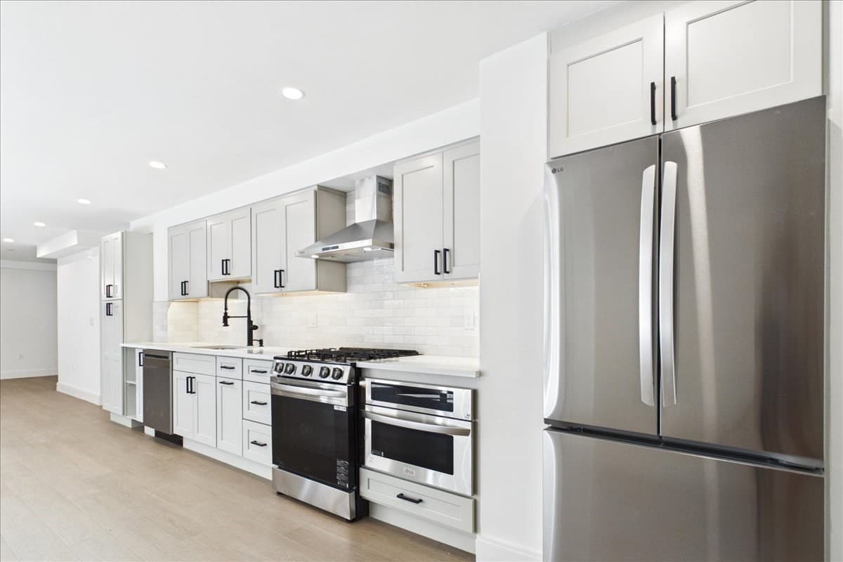 Condominium at 305 Chestnut Ave # 6, Boston MA 02130, Boston, photo 15 of 42