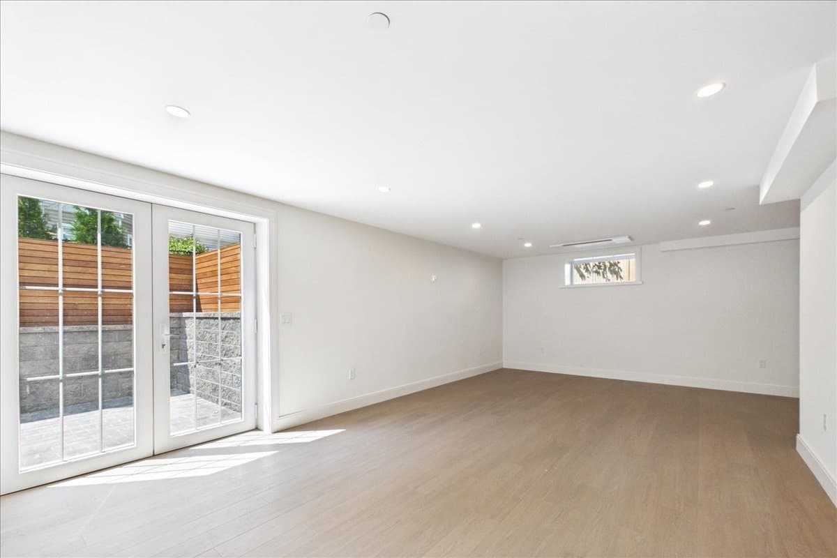 Condominium at 305 Chestnut Ave # 6, Boston MA 02130, Boston, photo 19 of 42
