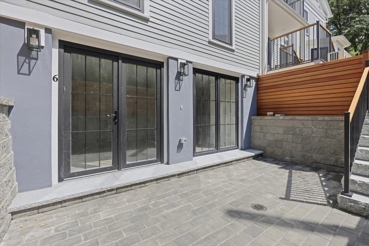 Condominium at 305 Chestnut Ave # 6, Boston MA 02130, Boston, photo 8 of 42