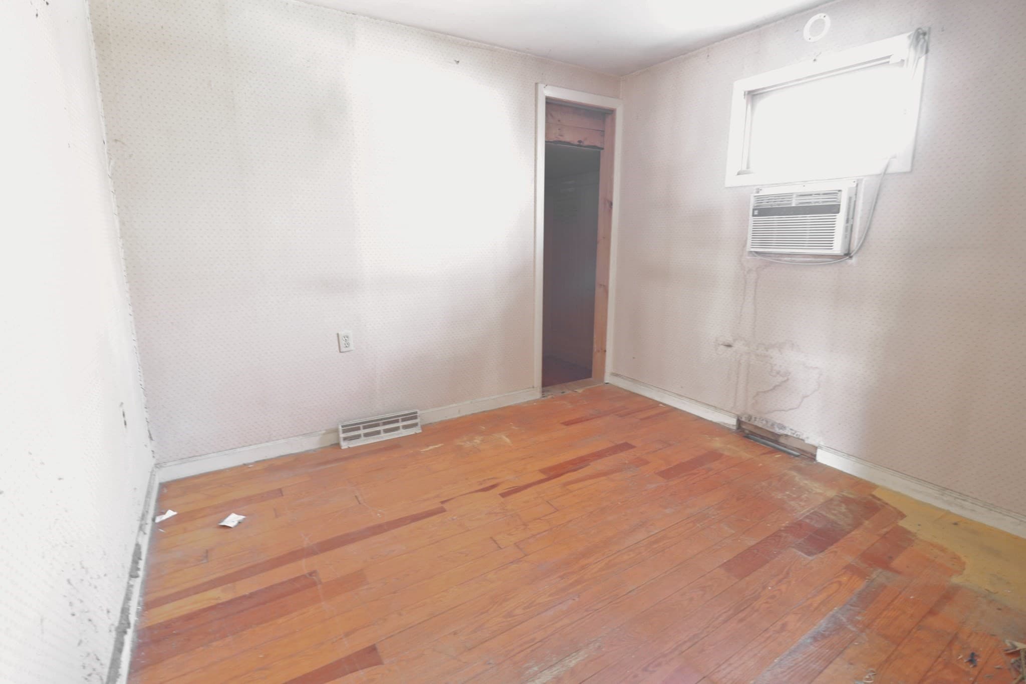 Single Family Residence at 319 Main Street, Plaistow NH 03865, Plaistow, photo 33 of 37