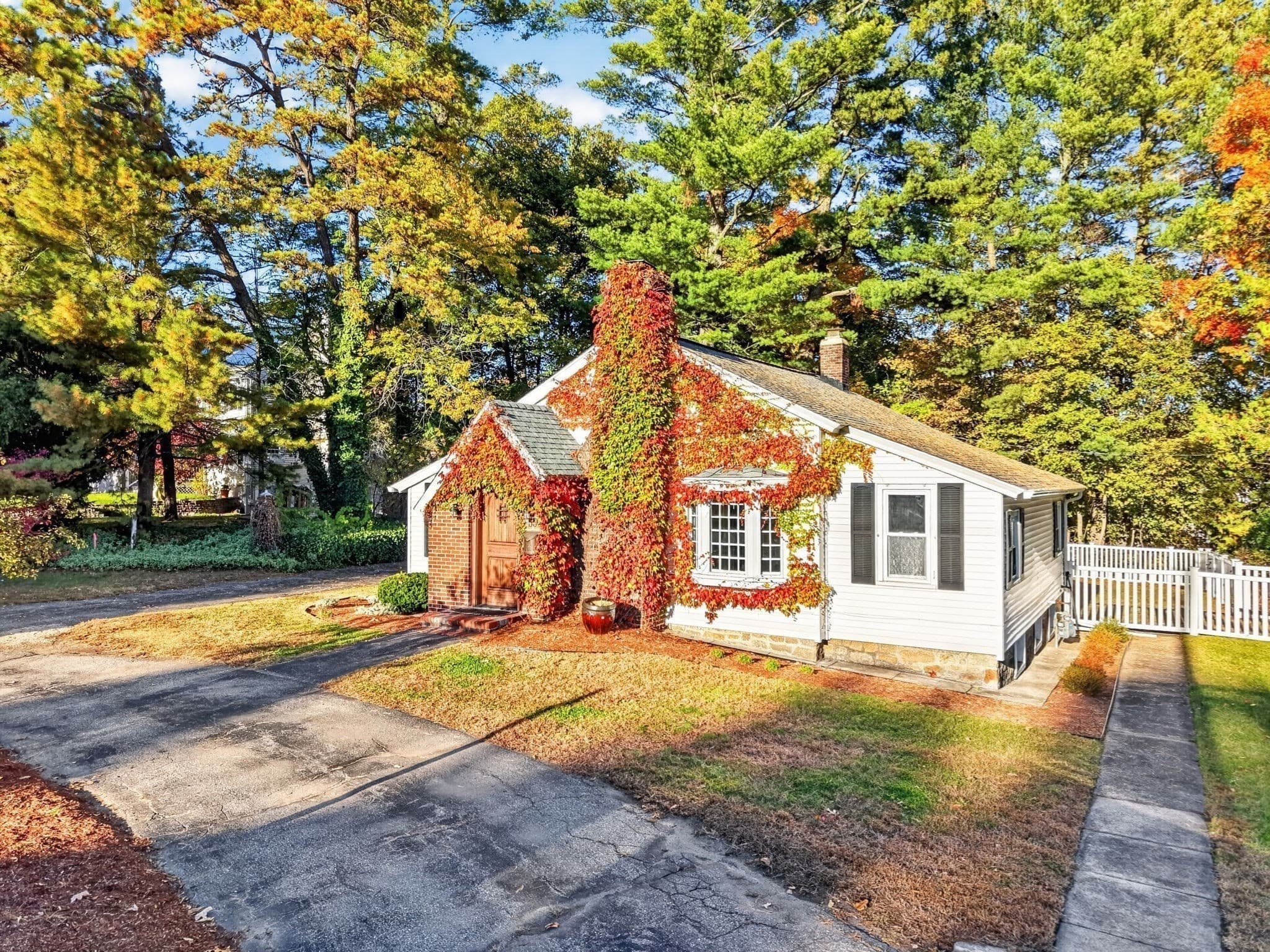 Single Family Residence at 55 Elm Street, Methuen MA 01844, photo 23 of 24