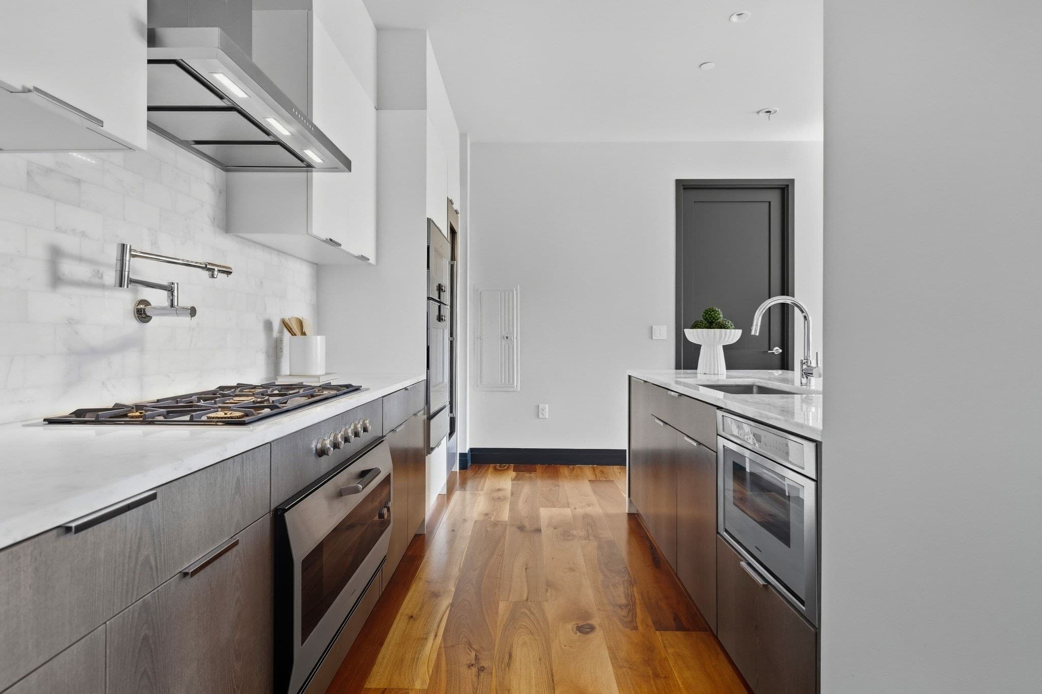 Condominium at 300 Pier 4 Blvd, Boston MA 02210, Boston, photo 12 of 42