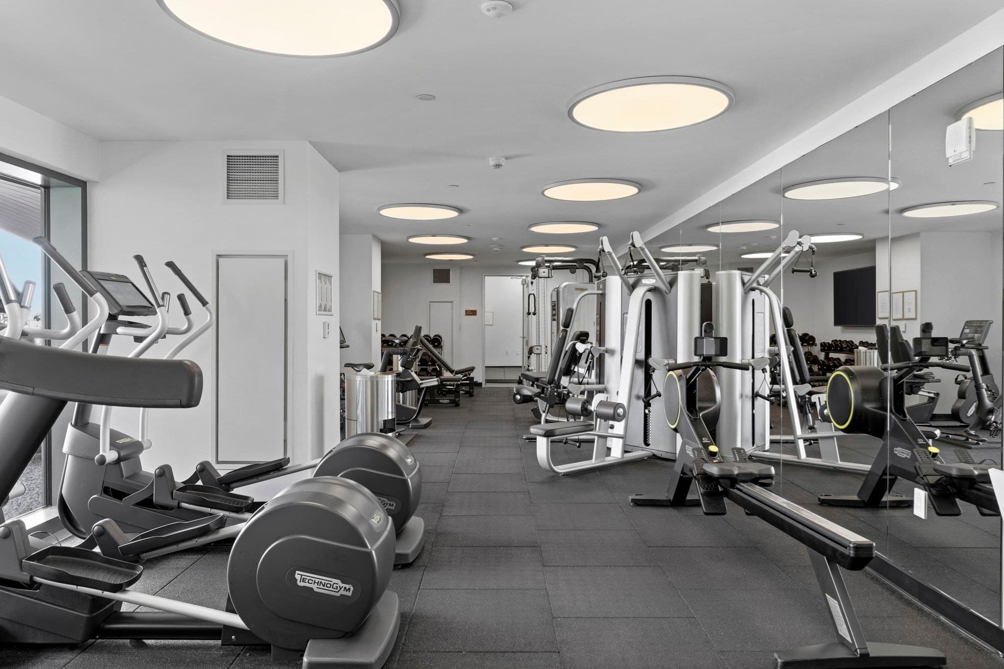 Condominium at 300 Pier 4 Blvd, Boston MA 02210, Boston, photo 40 of 42