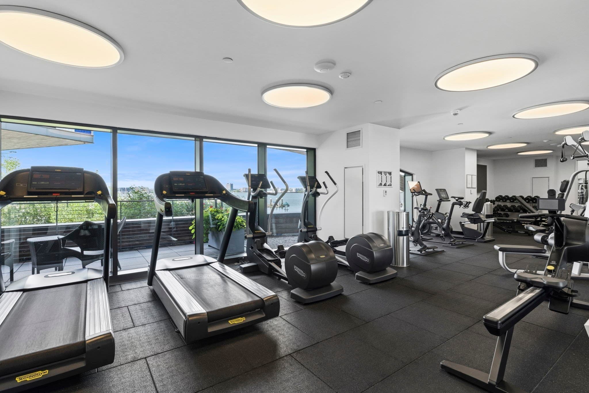 Condominium at 300 Pier 4 Blvd, Boston MA 02210, Boston, photo 39 of 42