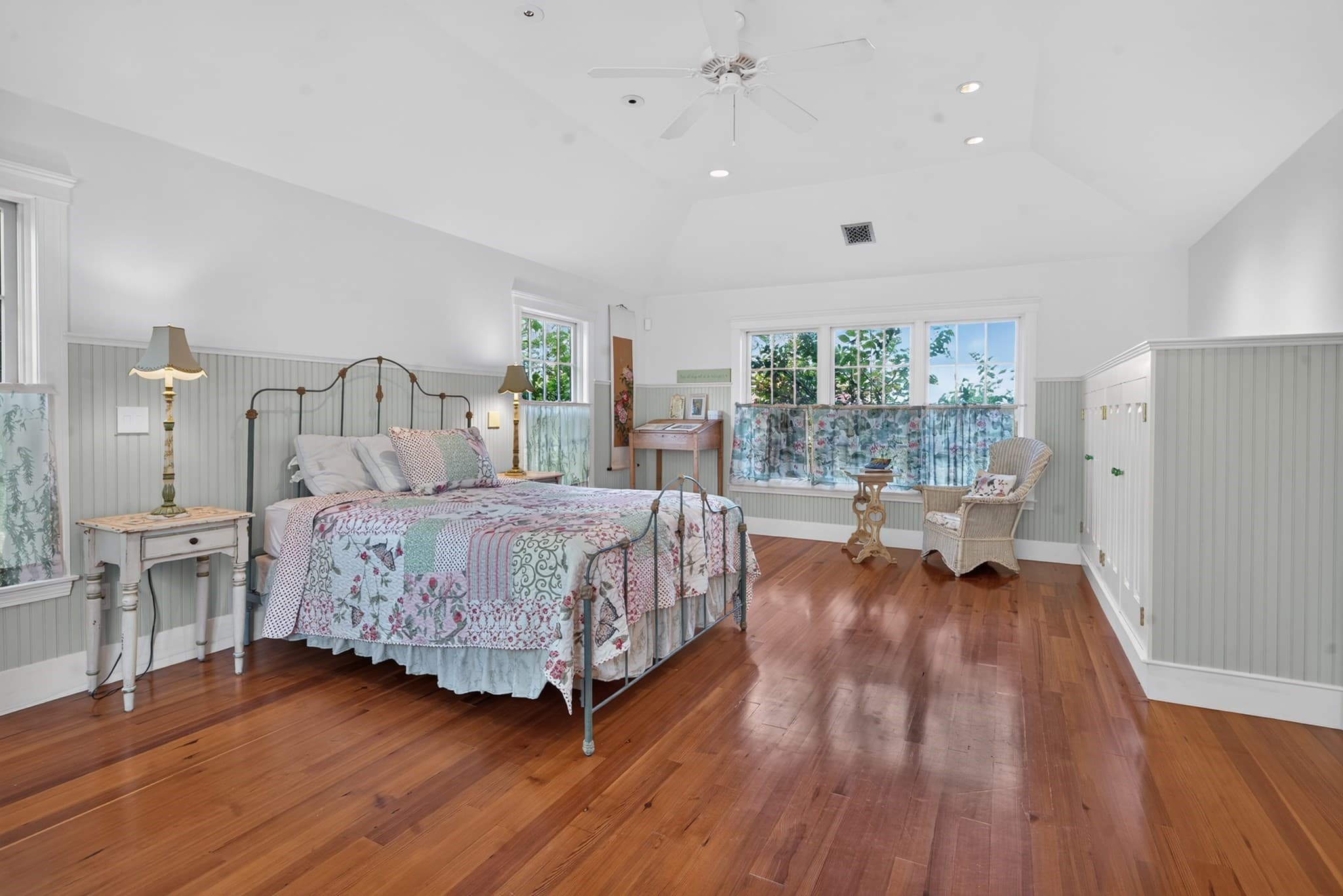 Single Family Residence at 4 Garrett Way, Edgartown MA 02539, Edgartown, photo 23 of 42