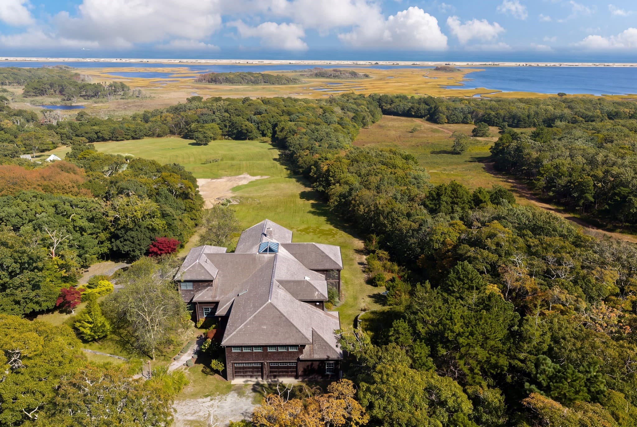 4 Garrett Way, Edgartown MA 02539