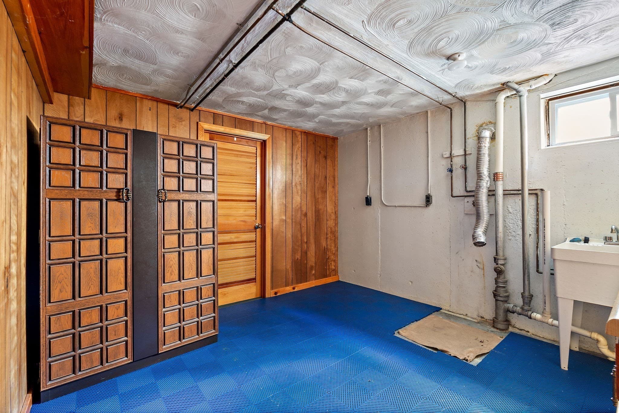 Single Family Residence at 20 Woodchester Cir, Waltham MA 02451, Waltham, photo 20 of 34