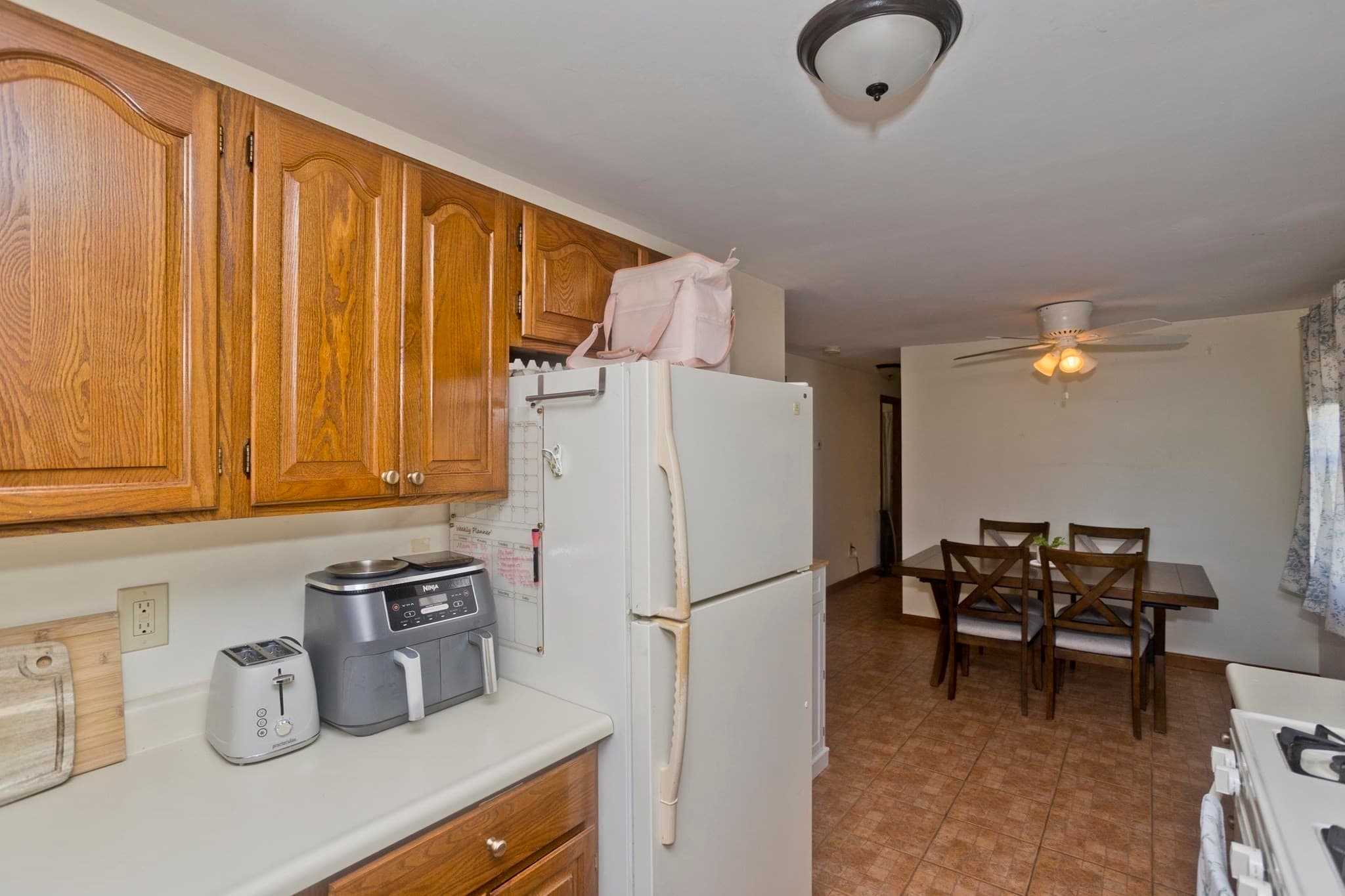 Single Family Residence at 20 Meadow Ave, Agawam MA 01001, Agawam, photo 5 of 20