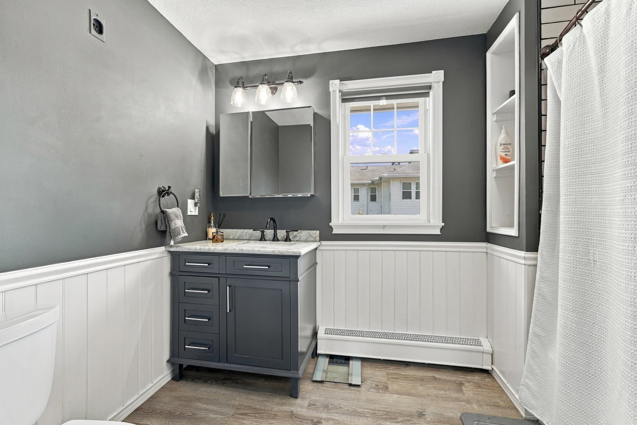 Single Family Residence at 170 Shefford St, Springfield MA 01107, Springfield, photo 20 of 42