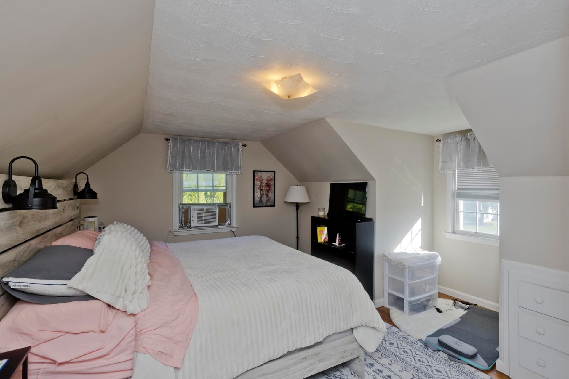 Single Family Residence at 119 Florida Dr, Agawam MA 01001, photo 21 of 32