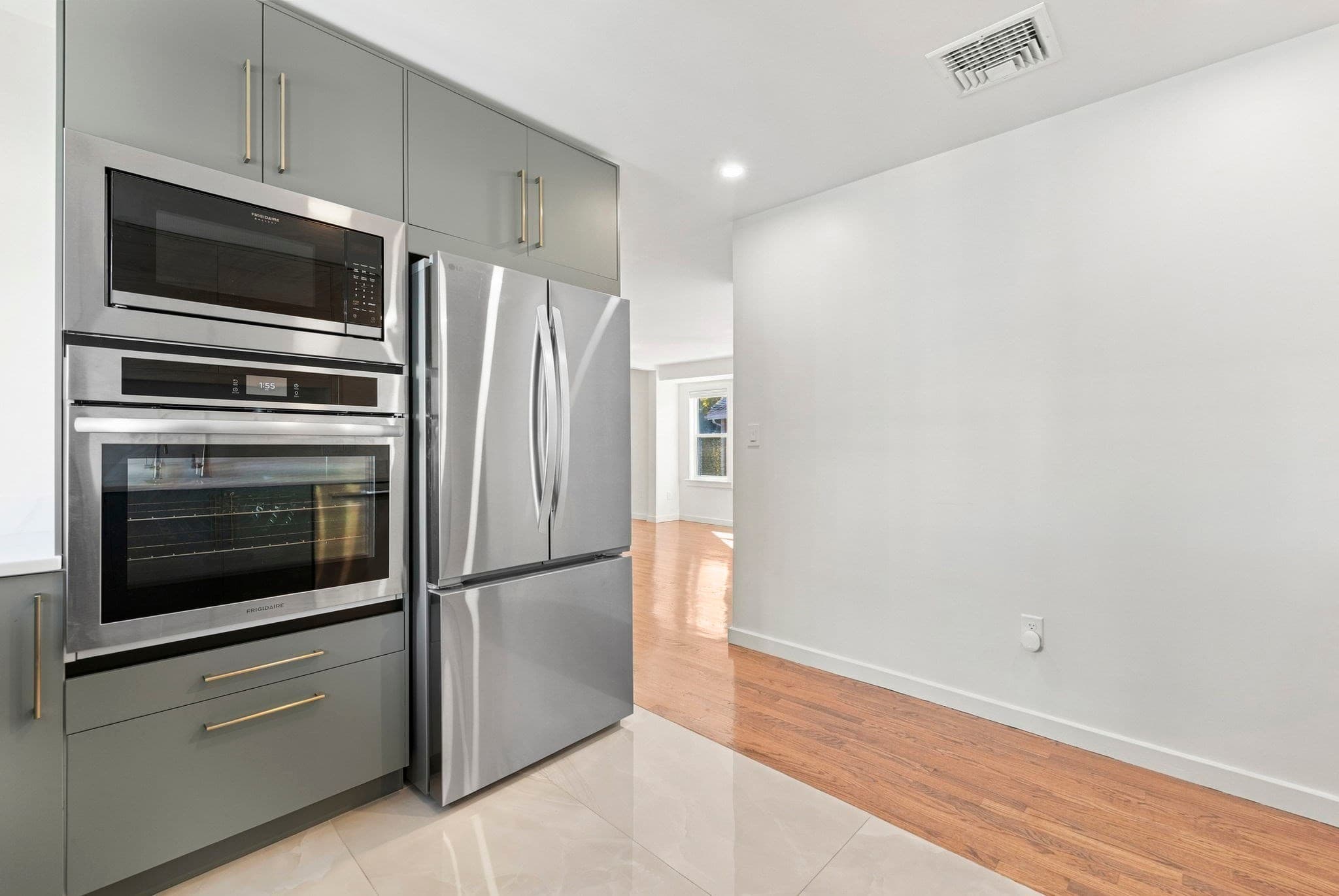 Condominium at 5-7 Edith St # 5, Arlington MA 02474, Arlington, photo 10 of 25